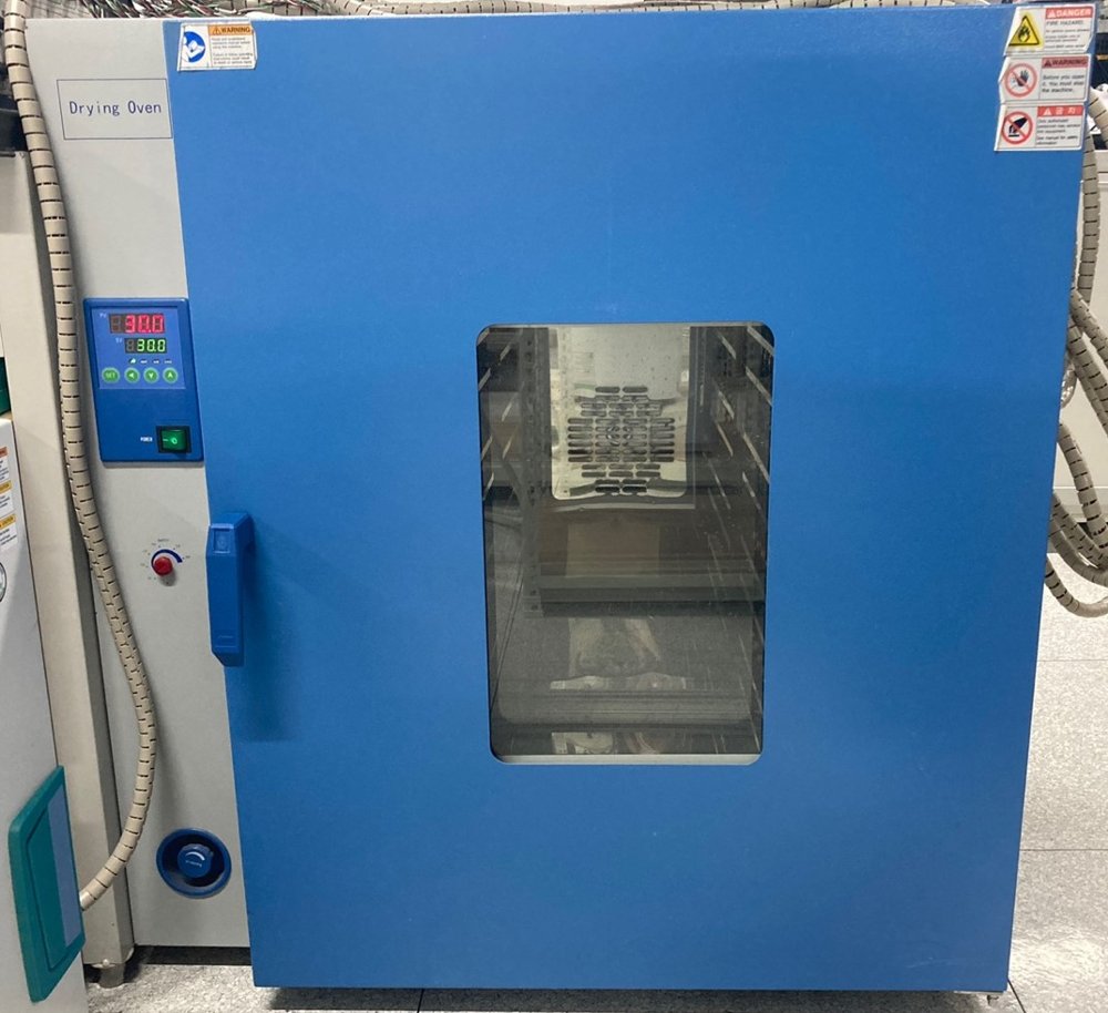 Constant-temperature oven